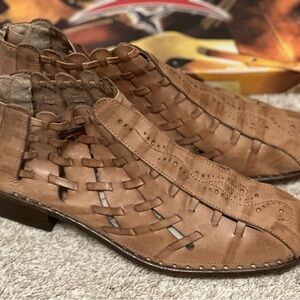 Pikolinos Booties size 41